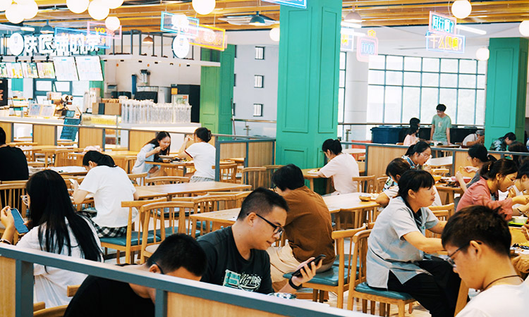 食堂建设成效