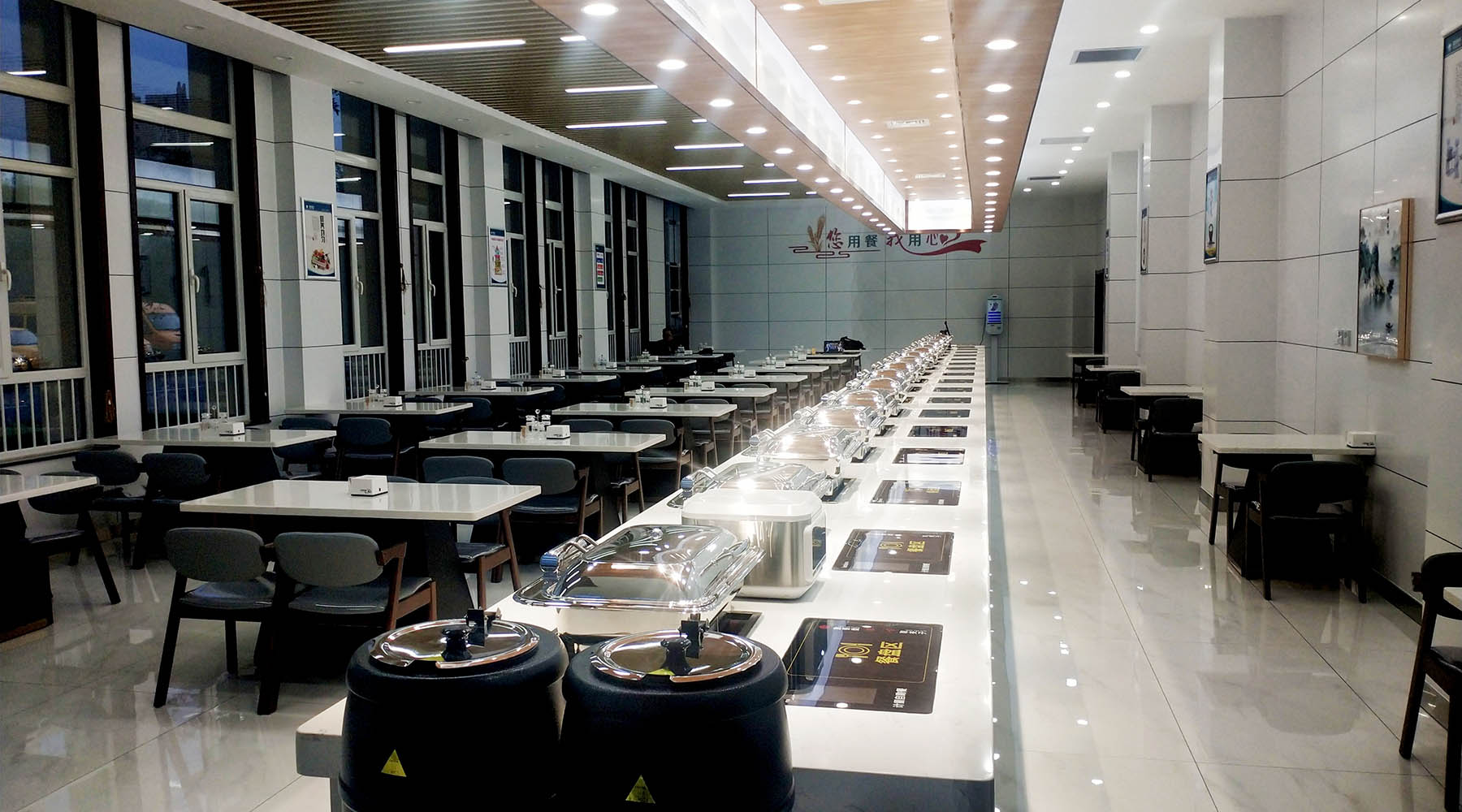 食堂建设成效
