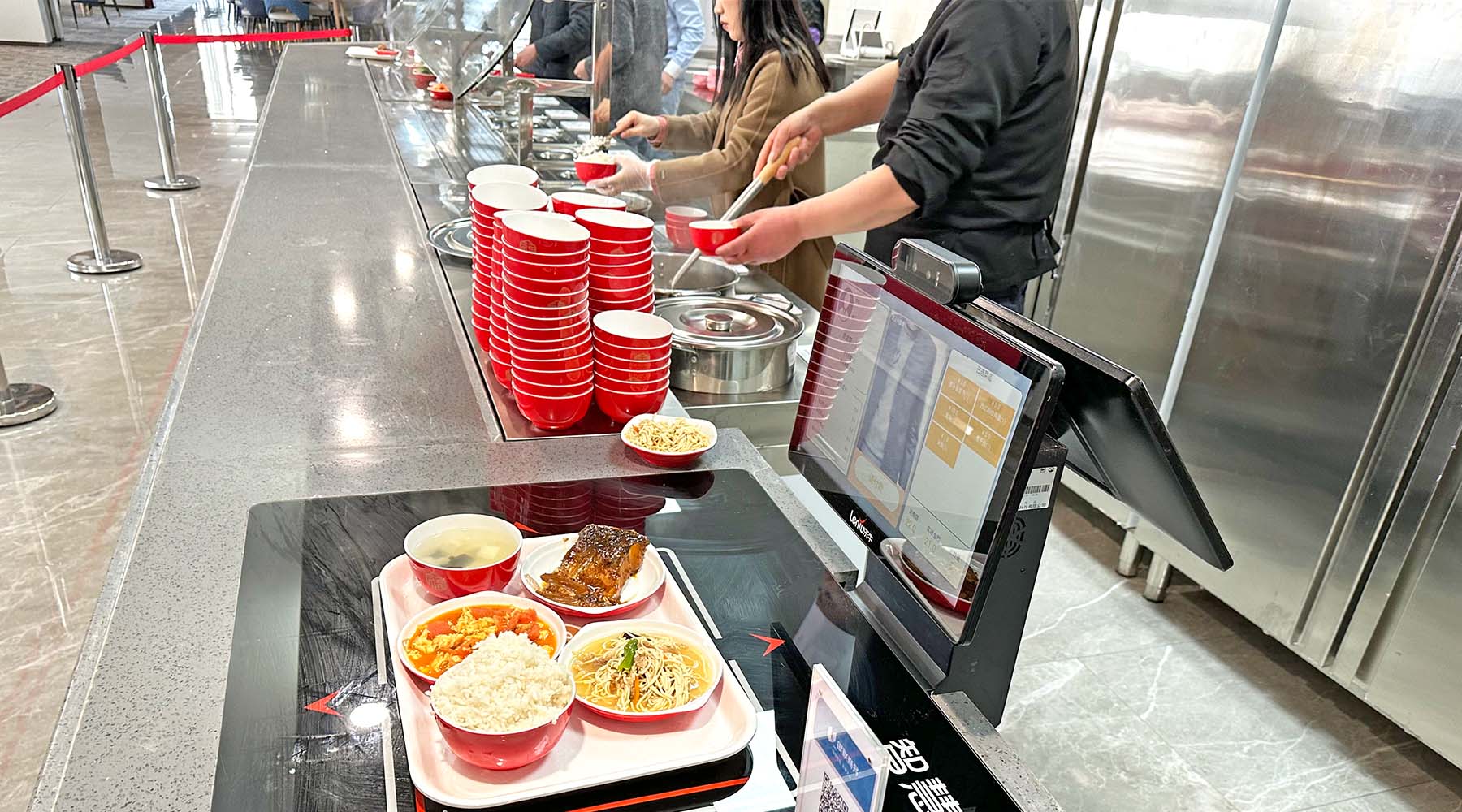 食堂建设成效