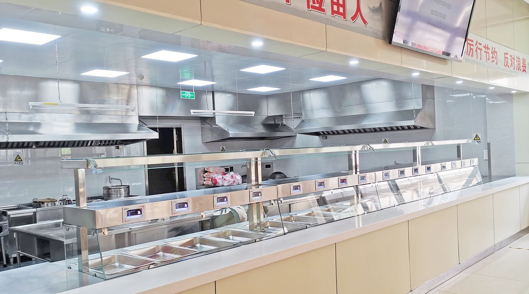 食堂建设成效