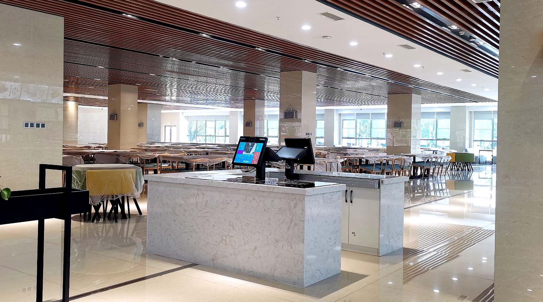 食堂建设成效