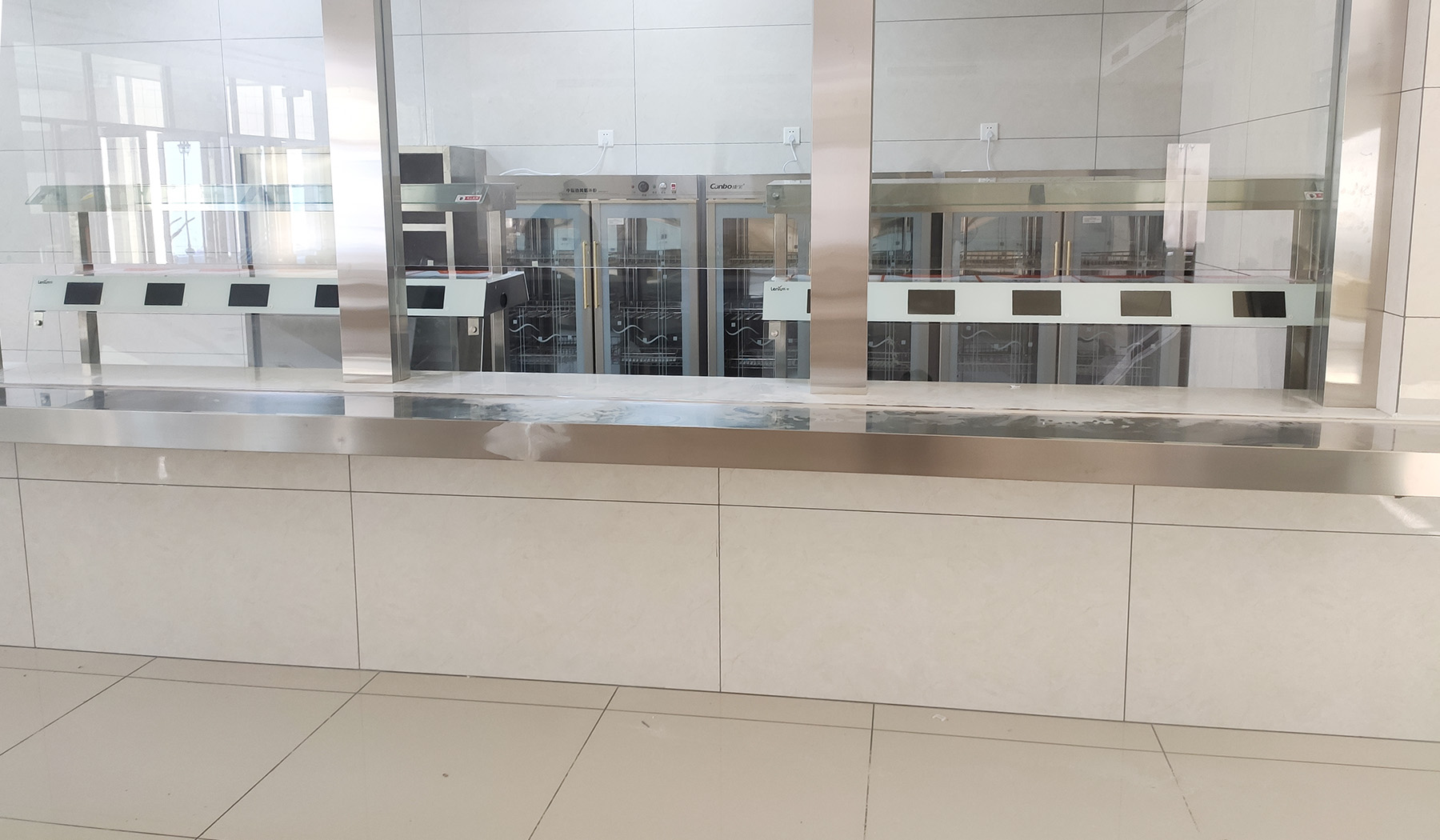 食堂建设成效