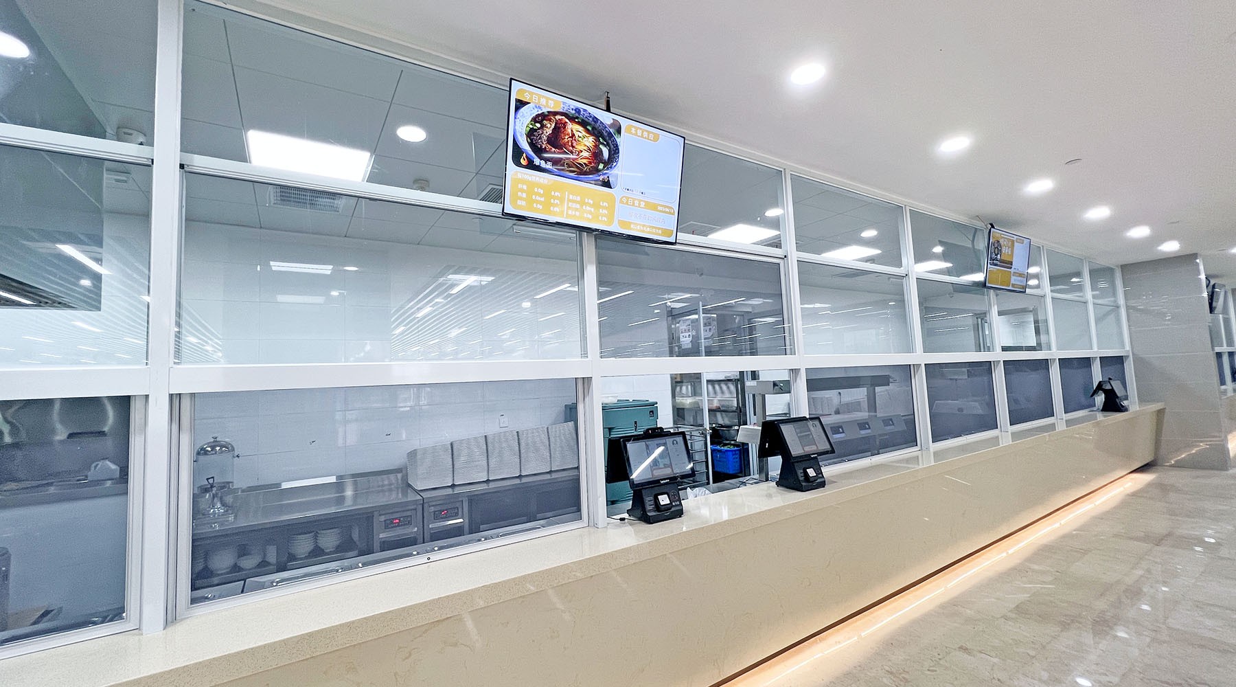 食堂建设成效