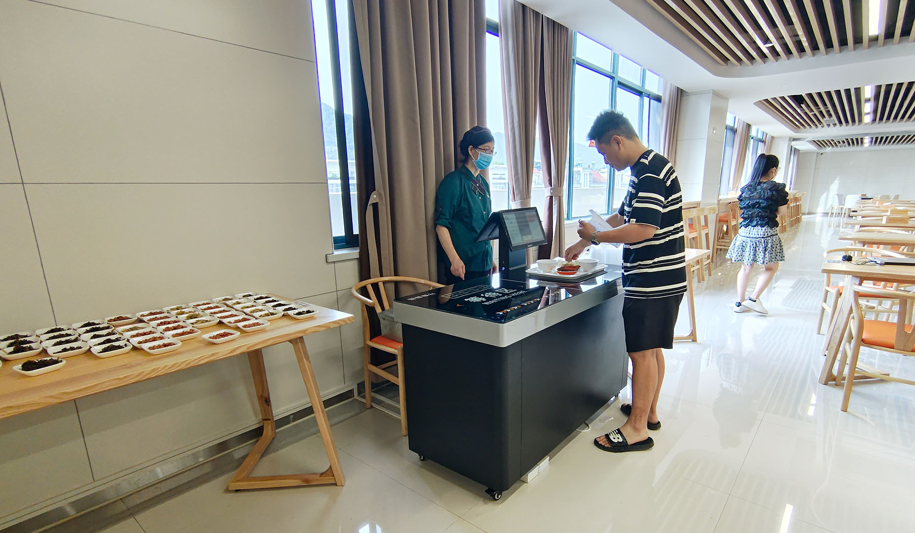 食堂建设成效