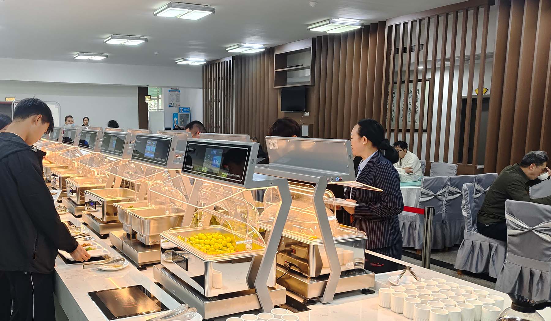 食堂建设成效