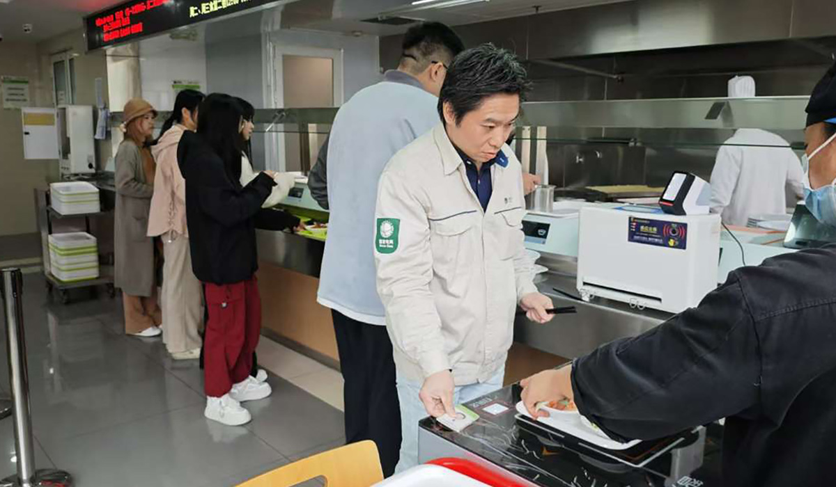 食堂建设成效