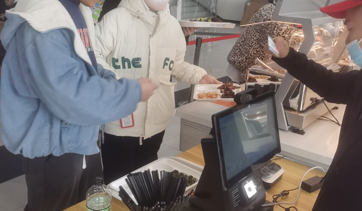 食堂建设成效