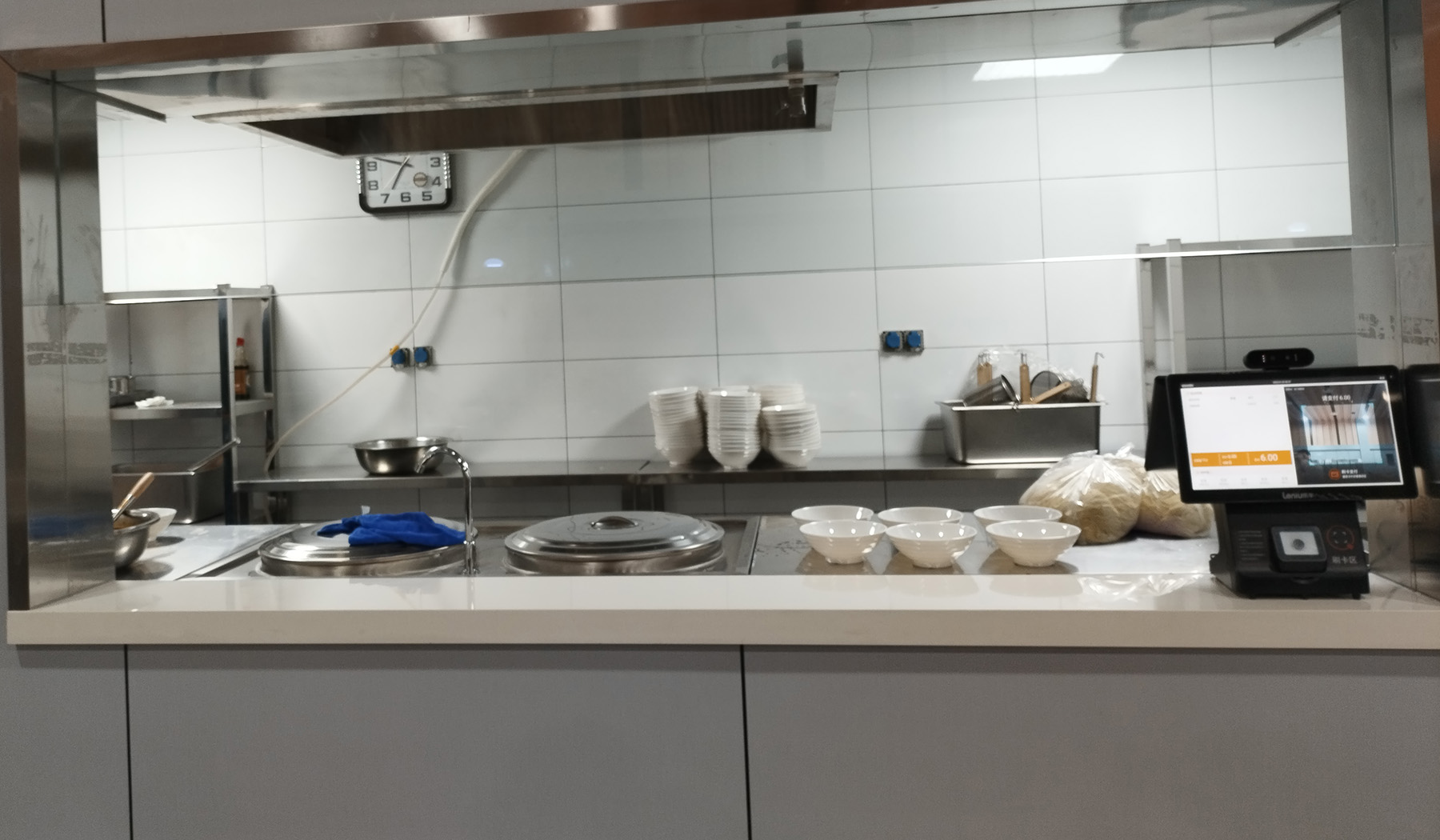 食堂建设成效