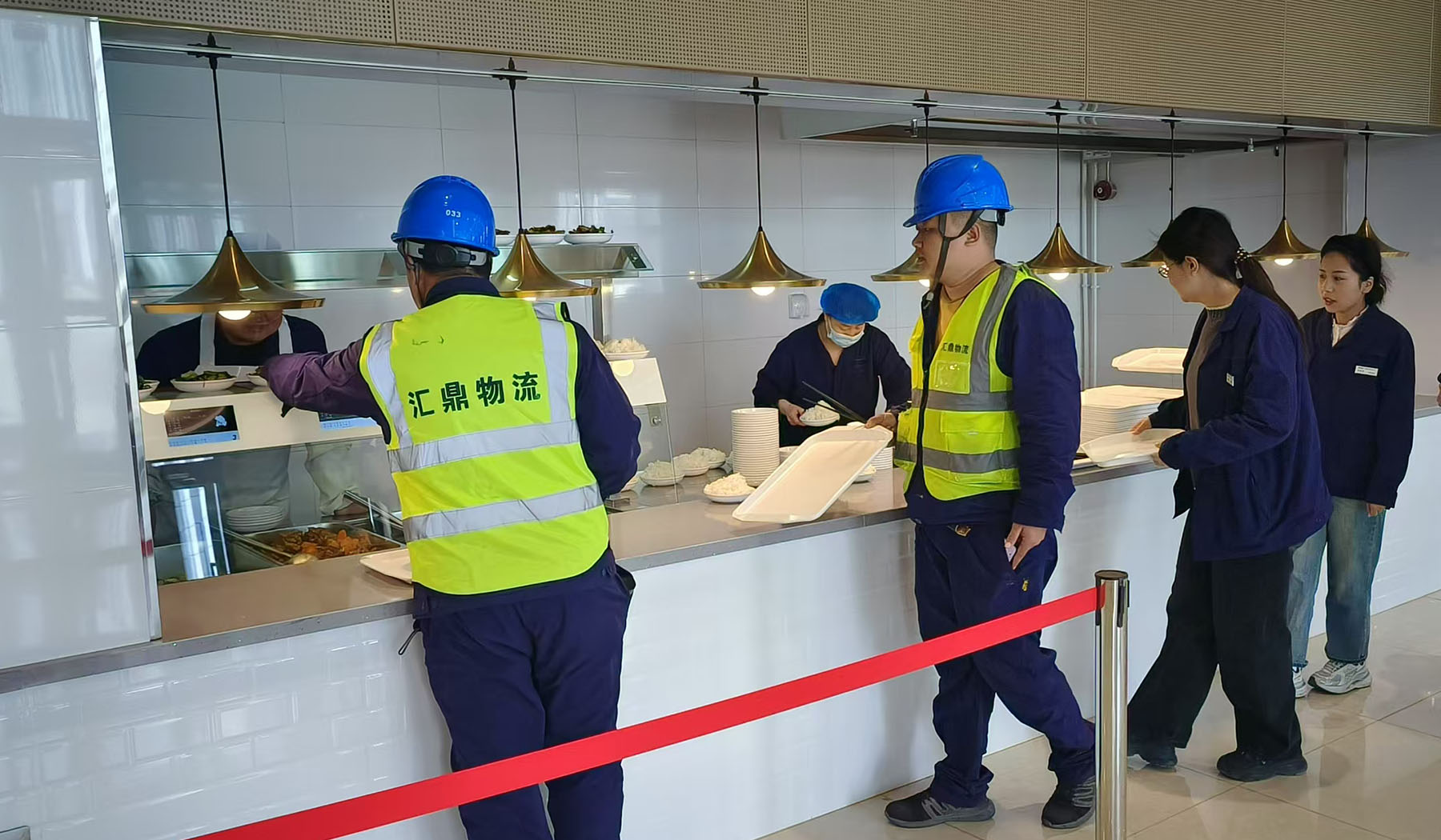 食堂建设成效
