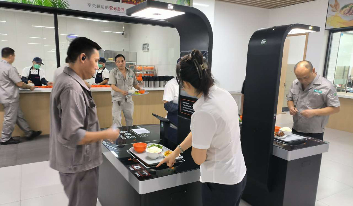 食堂建设成效