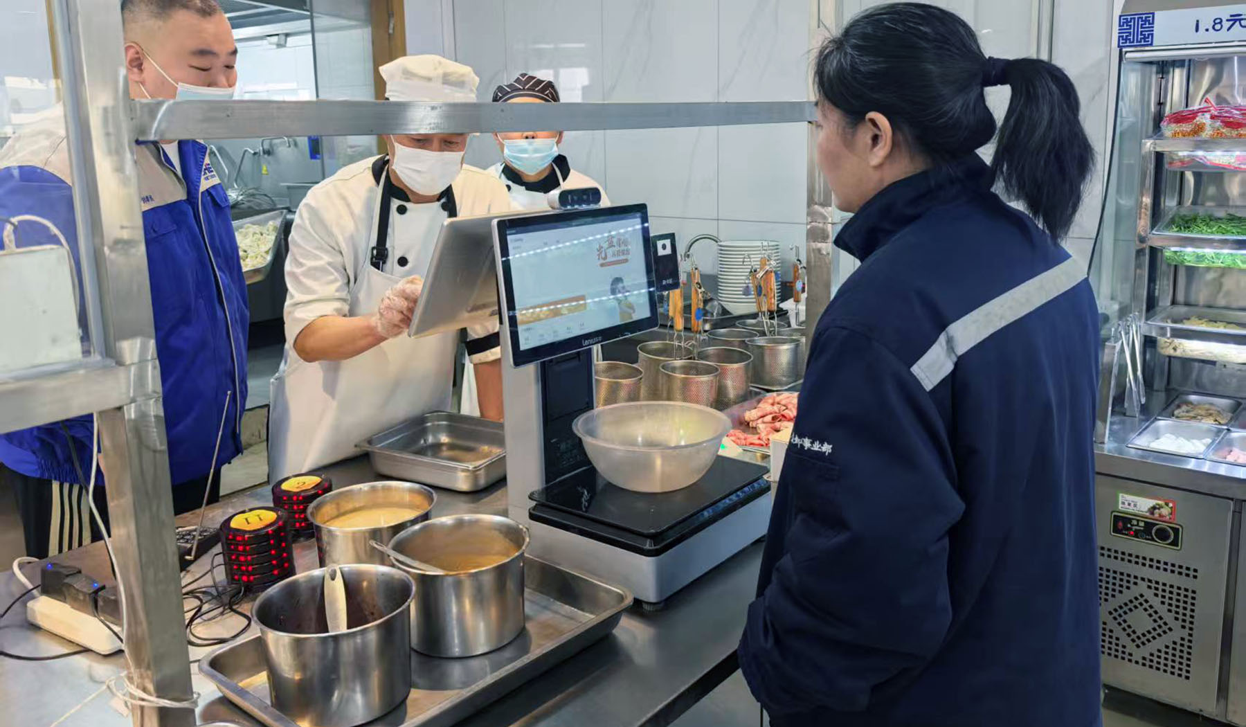 精准称重，多样支付