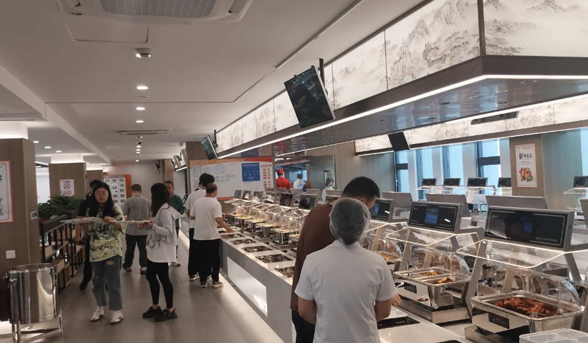 食堂建设成效