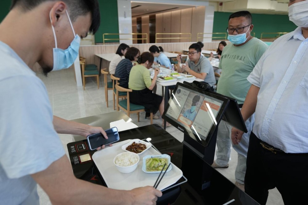 菜品识别智慧餐台